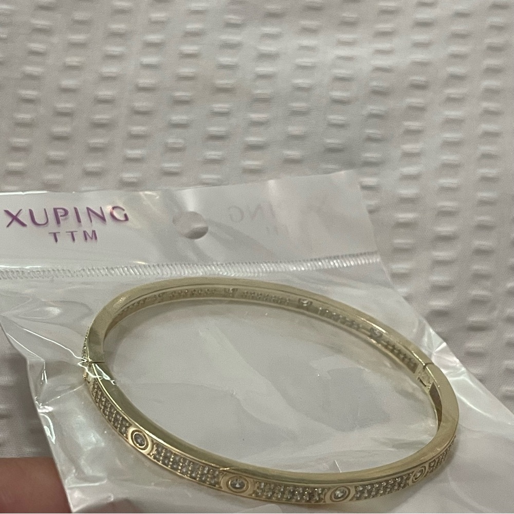 XuPing Gold-Tone Women's Bangle